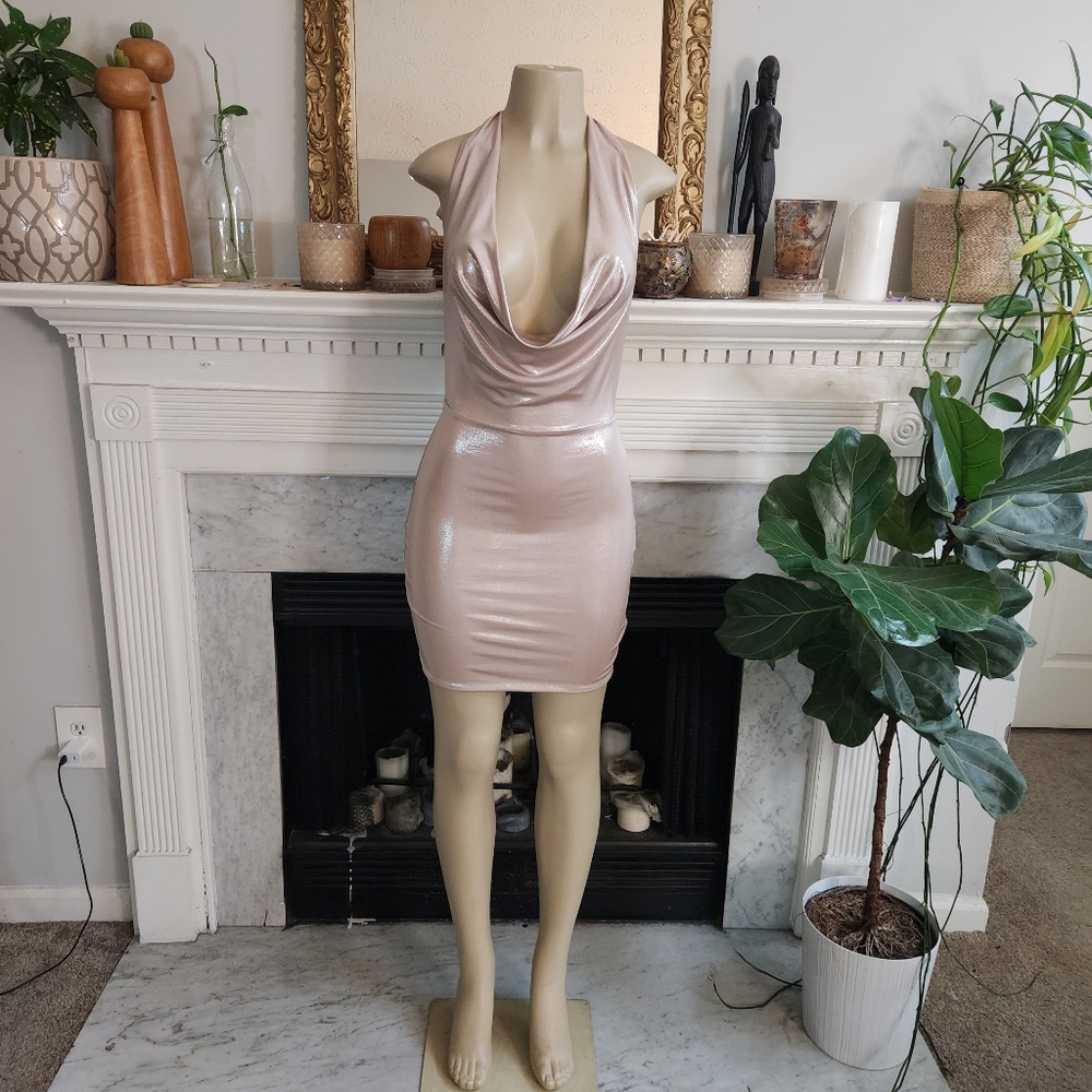 Club L London Gold Mini Halter Dress Size 6 Stretch Metallic Backless Glamoratti - Picture 2 of 15
